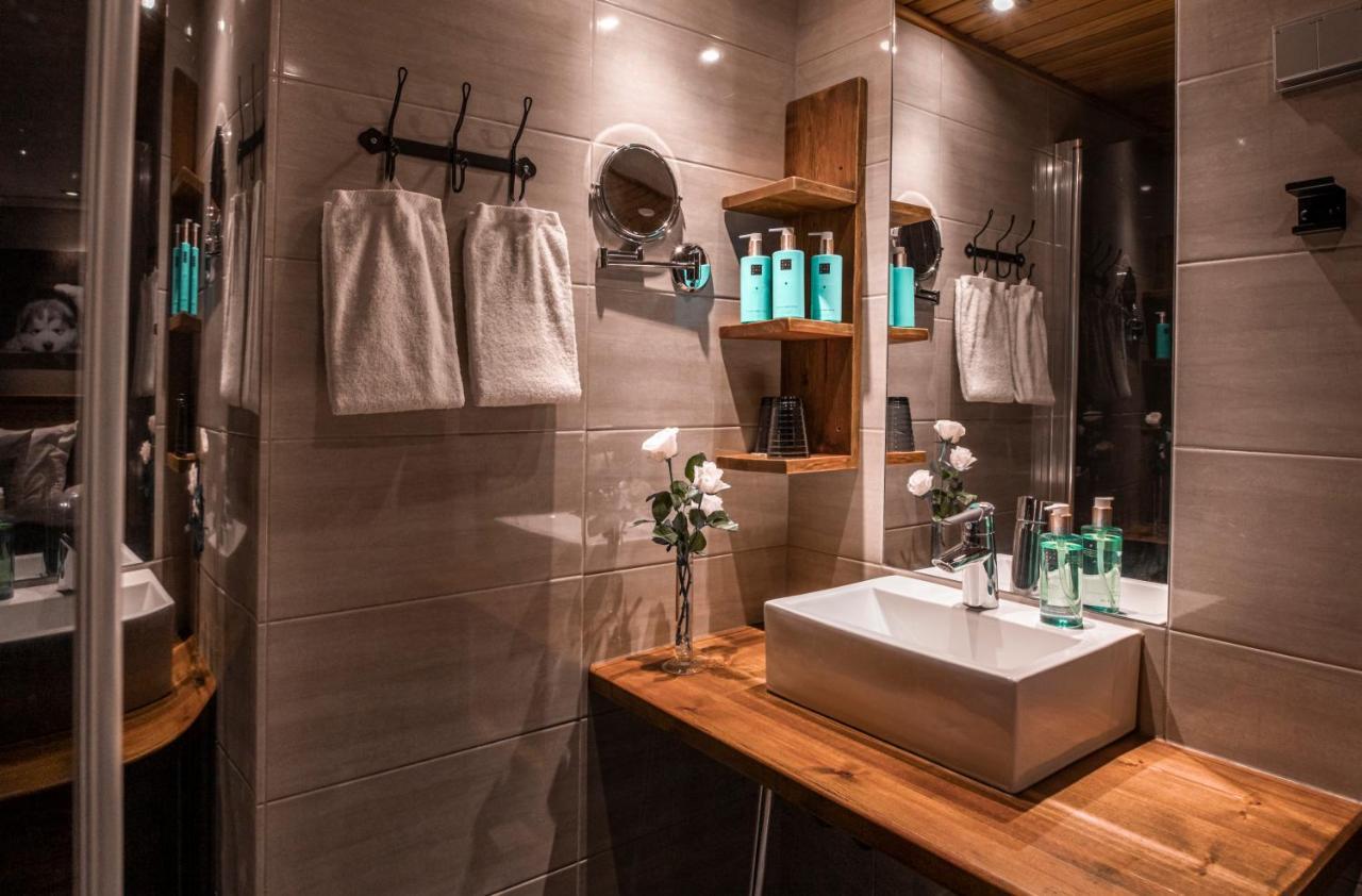 Beana Laponia - Wilderness Boutique Hotel With Safaris Meltaus Buitenkant foto